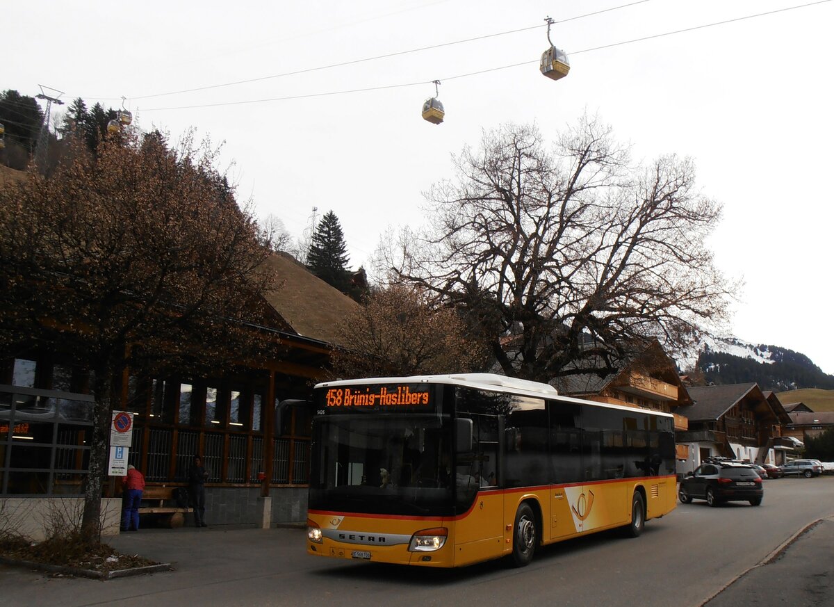 (257'948) - Fl�ck, Brienz - Nr. 3/BE 568'700/PID 5426 - Setra am 28. Dezember 2023 in Wasserwendi-Hasliberg, Dorf