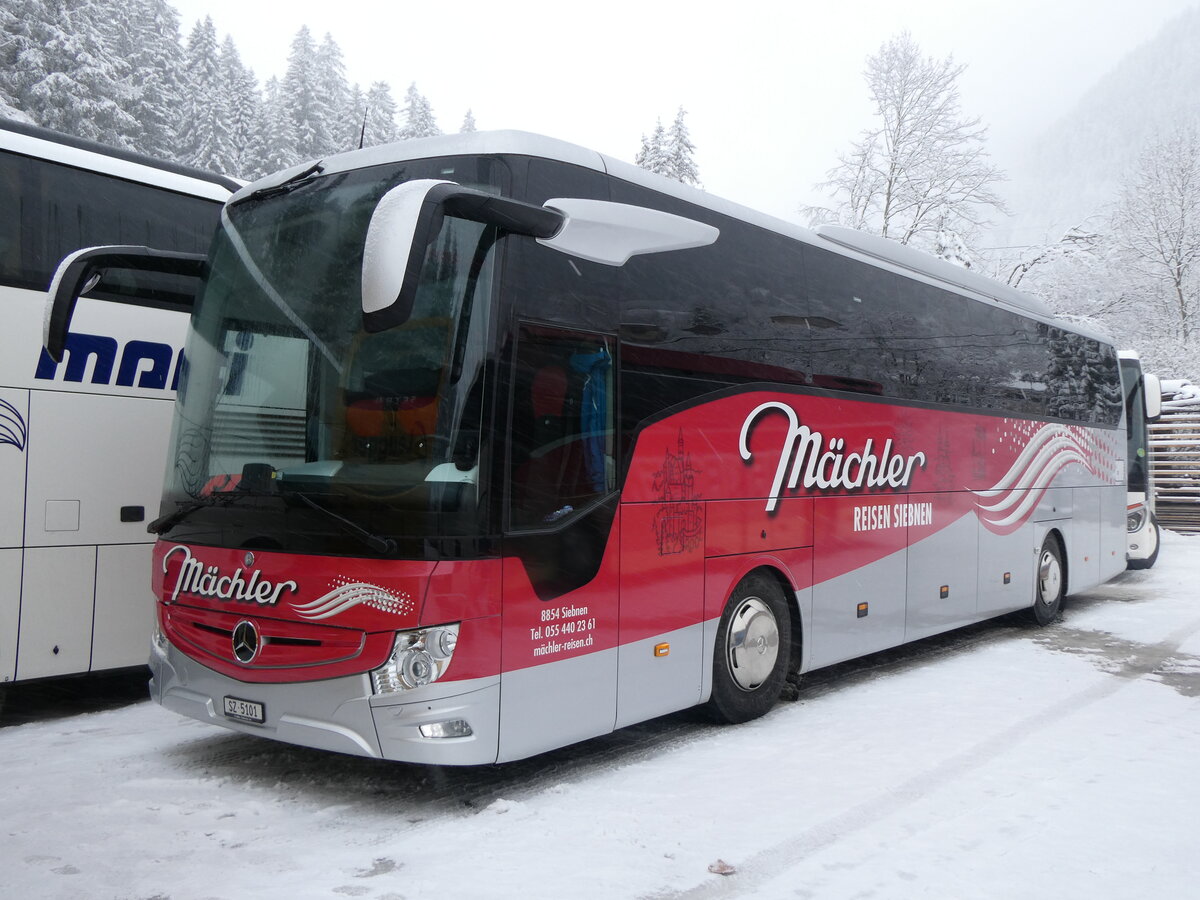 (258'416) - M�chler, Siebnen - SZ 5101 - Mercedes am 6. Januar 2024 in Adelboden, ASB
