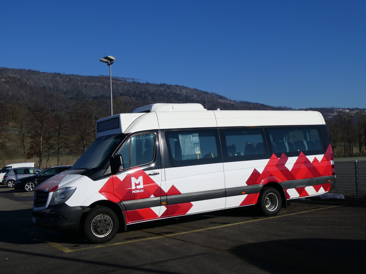 (258'766) - CarPostal Ouest - JU 42'415/PID 10'625 - Mercedes/VDL (ex JU 35'166; ex Odiet, Pleigne) am 20. Januar 2024 in Develier, Parkplatz