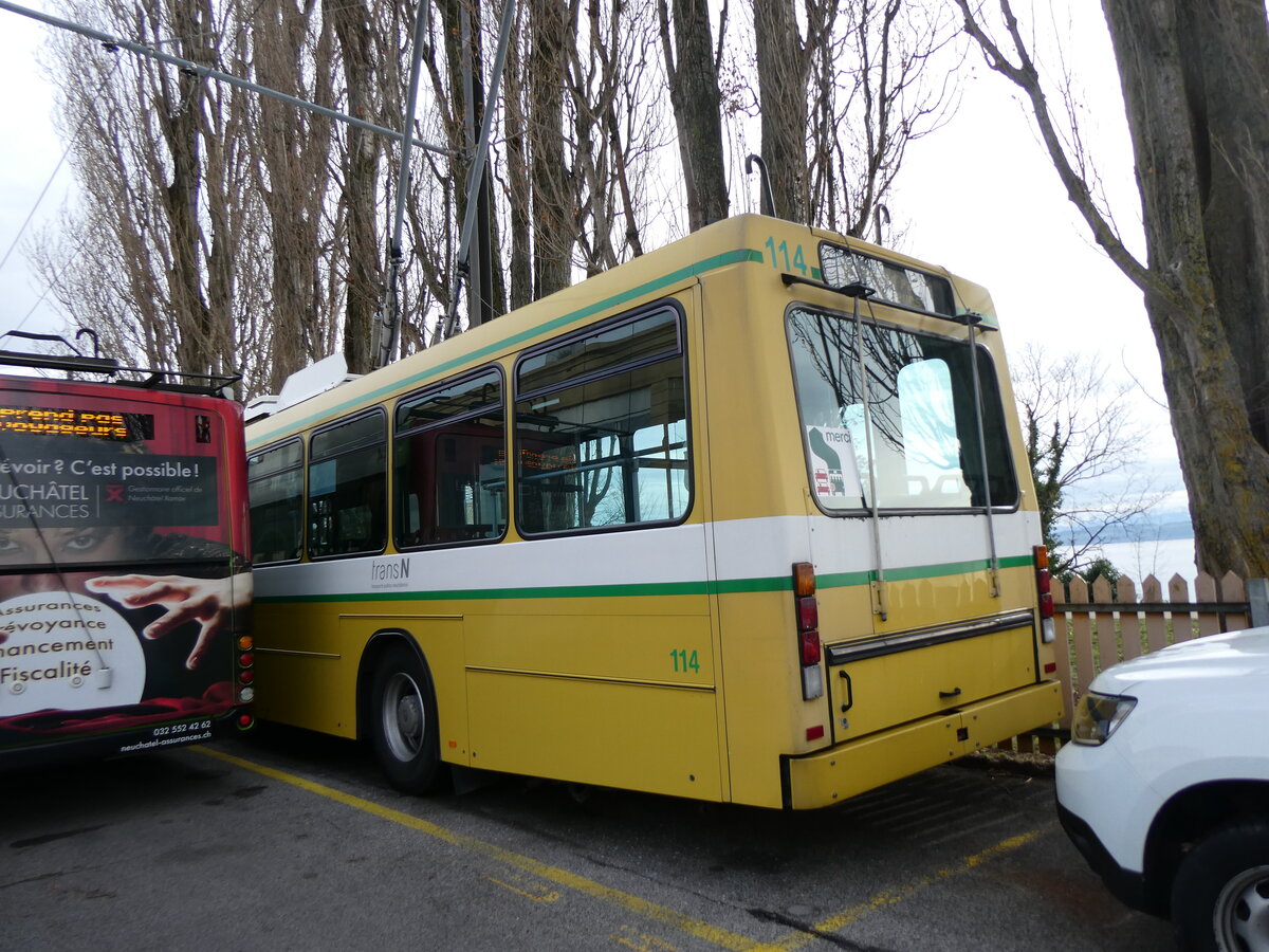 (258'921) - transN, La Chaux-de-Fonds - Nr. 114 - NAW/Hess Gelenktrolleybus (ex TN Neuch�tel Nr. 114) am 26. Januar 2024 in Neuch�tel, D�p�t (Teilaufnahme)
