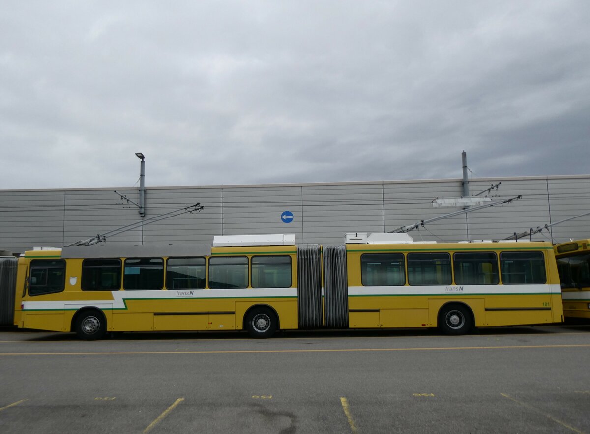 (258'951) - transN, La Chaux-de-Fonds - Nr. 101 - NAW/Hess Gelenktrolleybus (ex TN Neuch�tel Nr. 101) am 26. Januar 2024 in Marin, D�p�t