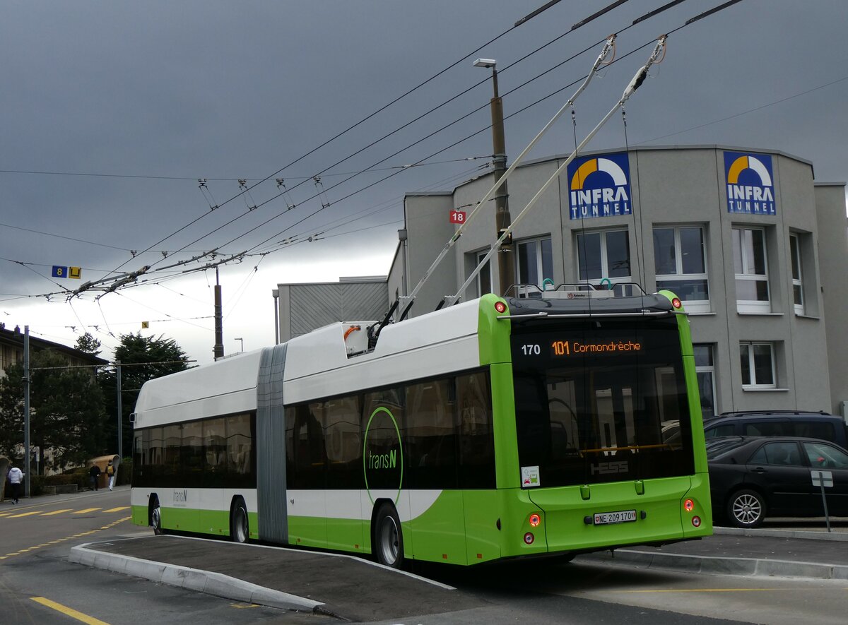 (258'962) - transN, La Chaux-de-Fonds - Nr. 170/NE 209'170 - Hess/Hess Gelenktrolleybus am 26. Januar 2024 beim Bahnhof Marin-�pagnier