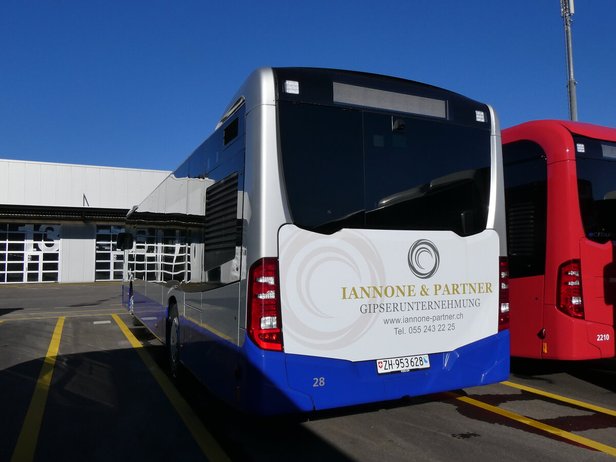 (259'076) - VZO Gr�ningen - Nr. 28/ZH 953'628 - Mercedes am 3. Februar 2024 in Winterthur, Daimler Buses