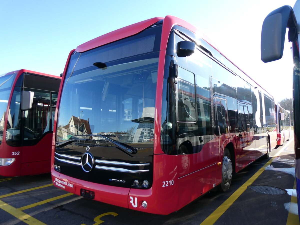 (259'077) - VZO Gr�ningen - Nr. 2210 - eMercedes am 3. Februar 2024 in Winterthur, Daimler Buses