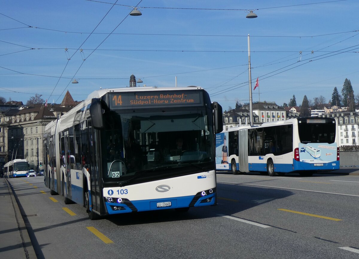 (259'175) - VBL Luzern - Nr. 103/LU 15'645 - Solaris am 6. Februar 2024 in Luzern, Bahnhofbr�cke