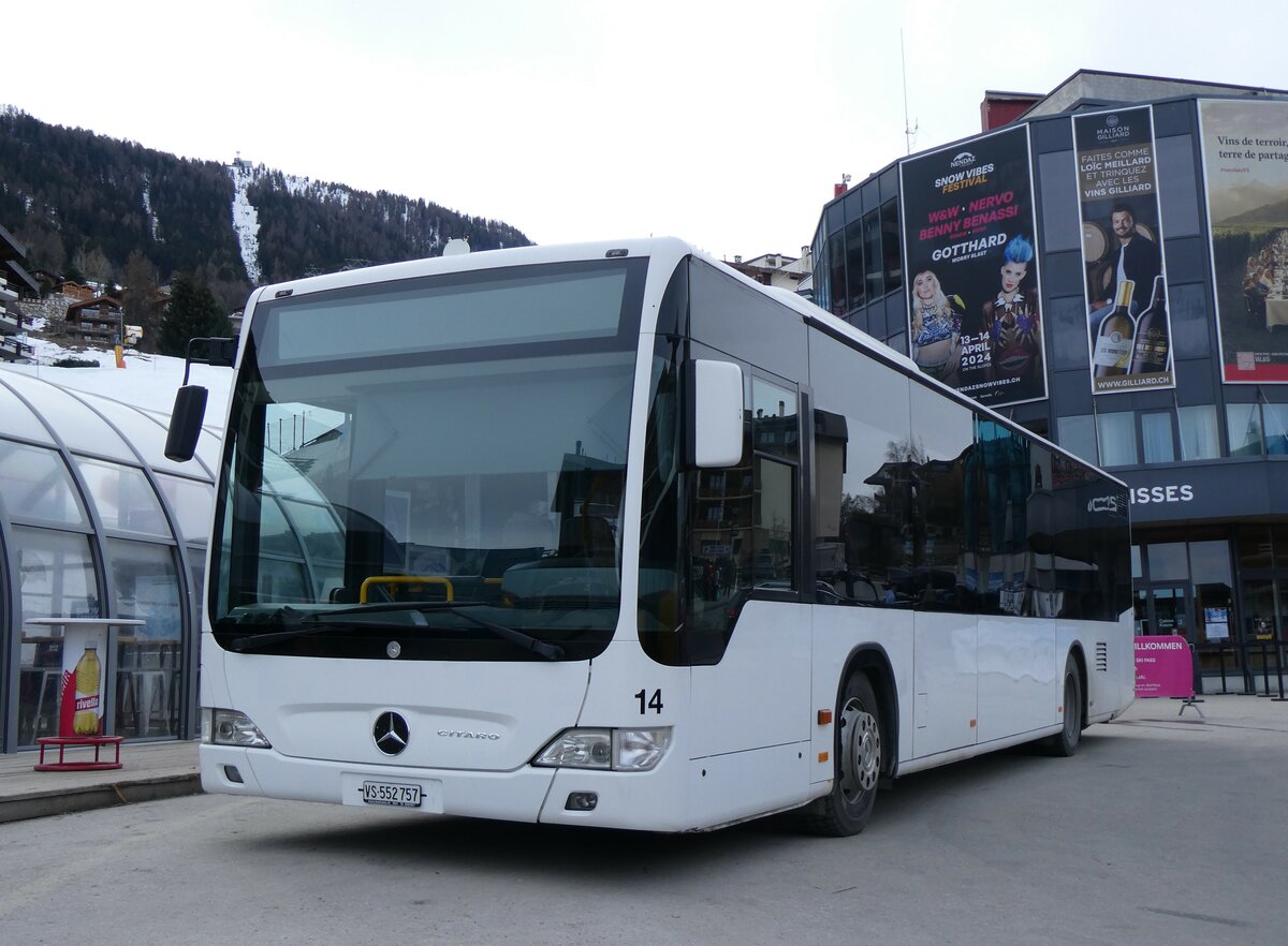 (259'368) - Lathion, Sion - Nr. 14/VS 552'757 - Mercedes (ex SB Schaffhausen Nr. 28) am 16. Februar 2024 in Haute-Nendaz, T�l�cabine