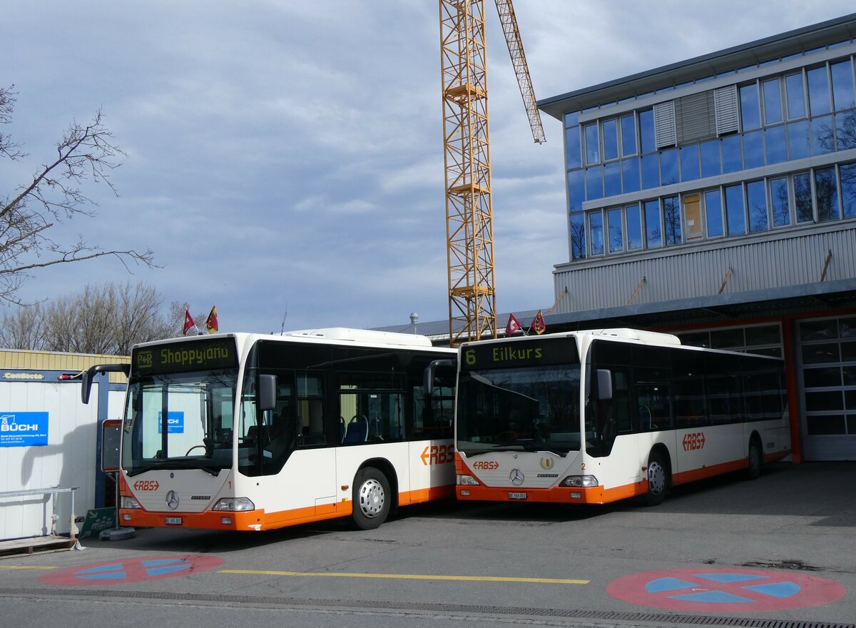 (259'925) - RBS Worblaufen - Nr. 1/BE 365'301 (Teilaufnahme) + Nr. 2/BE 366'002 - Mercedes am 3. M�rz 2024 in Worblaufen, Garage