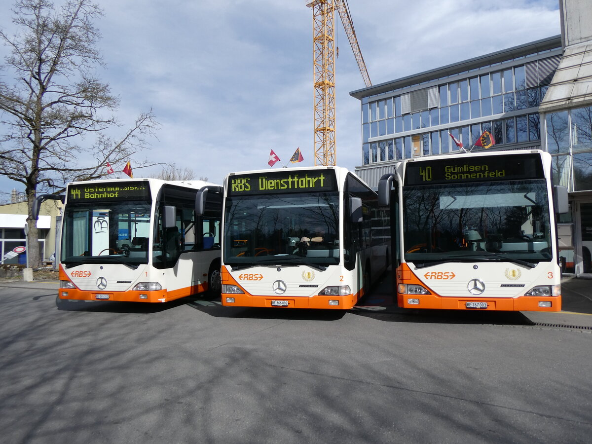 (259'960) - RBS Worblaufen - Nr. 1/BE 365'301 + Nr. 2/BE 366'002 + Nr. 3/BE 767'003 - Mercedes am 3. M�rz 2024 in Worblaufen, Garage