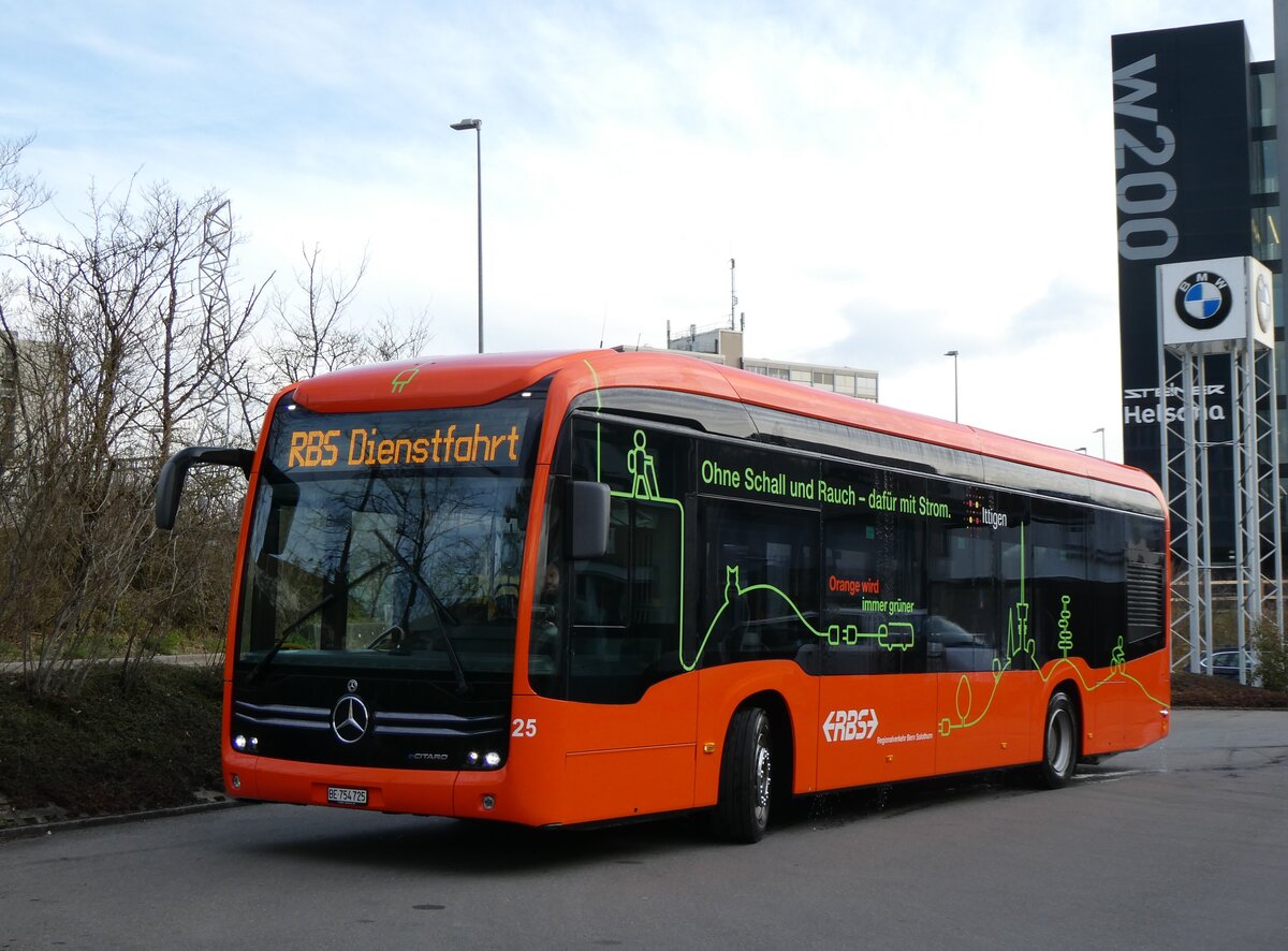 (260'116) - RBS Worblaufen - Nr. 25/BE 754'725 - eMercedes am 3. M�rz 2024 in Worblaufen, Garage