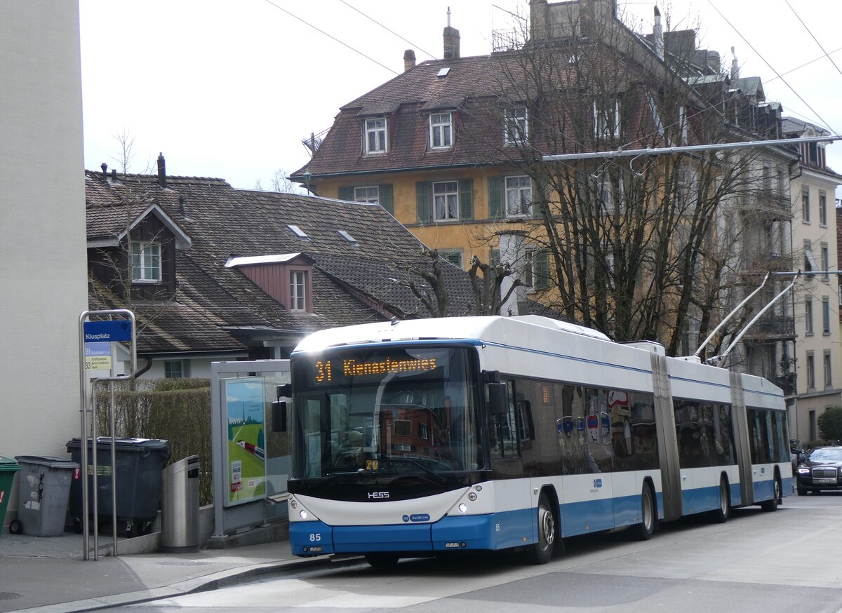 (260'137) - VBZ Z�rich - Nr. 85 - Hess/Hess Doppelgelenktrolleybus am 4. M�rz 2024 in Z�rich, Klusplatz
