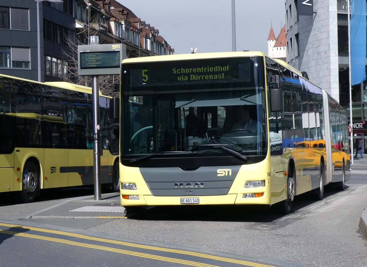 (260'204) - STI Thun - Nr. 140/BE 801'140 - MAN am 8. M�rz 2024 beim Bahnhof Thun