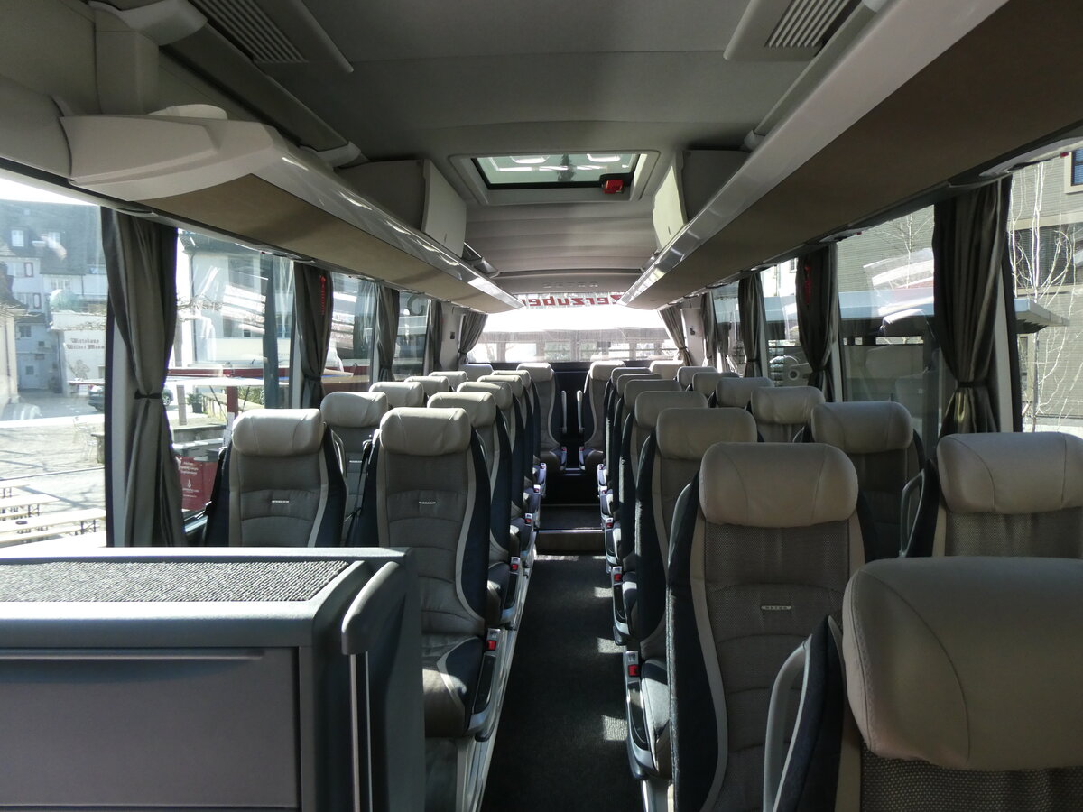 (260'213) - Zerzuben, Visp-Eyholz - Nr. 14/VS 549'314 - Setra am 9. M�rz 2024 in Sursee, Pfarreizentrum (Innenaufnahme)