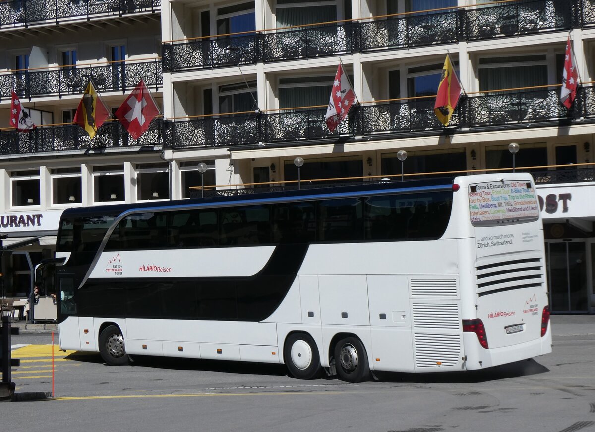 (260'537) - Hil�rio, Sch�tz - LU 266'303 - Setra am 19. M�rz 2024 beim Bahnhof Grindelwald