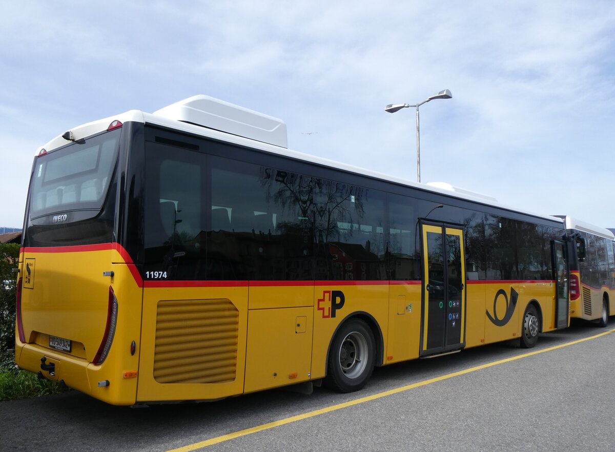 (260'833) - CarPostal Ouest - VD 549'342/PID 11'974 - Iveco am 29. M�rz 2024 in Yverdon, Garage