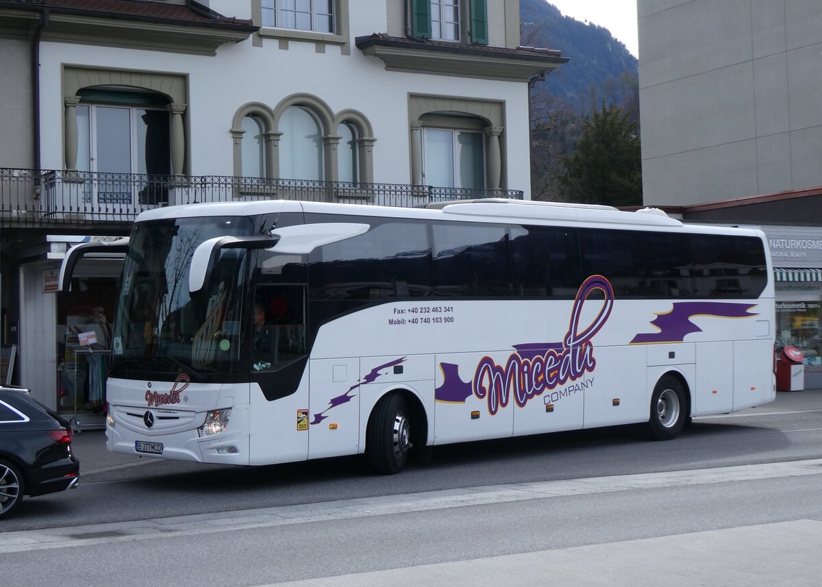 (260'960) - Aus Rum�nien: Micedu, Iasi - B 277 MCD - Mercedes am 4. April 2024 beim Bahnhof Interlaken West
