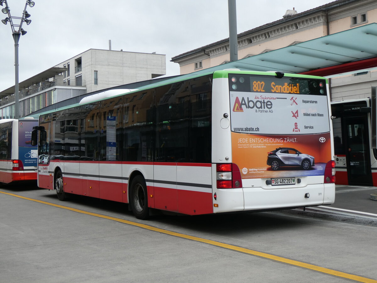 (261'104) - StadtBUS, Frauenfeld - Nr. 911/SG 482'207 - MAN (ex RTB Altst�tten Nr. 911; ex PostBus/A BD 15'342) am 9. April 2024 beim Bahnhof Frauenfeld