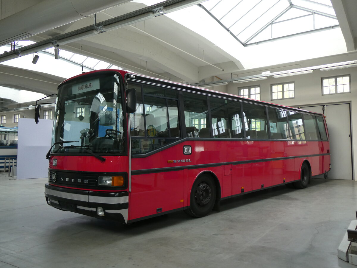 (261'271) - Deutsche Bundesbahn (OCM) - Setra am 13. April 2024 in M�nchen, MVG-Museum