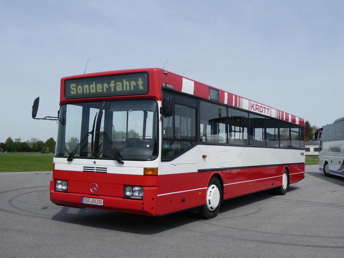 (261'354) - Krott, Stolberg (Reicheneder) - DGF 06'280 - Mercedes am 14. April 2024 in Pilsting, Auw�rter Automobil-Park