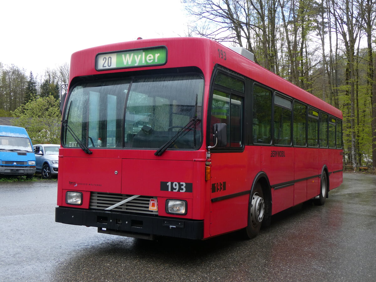 (261'622) - Bernmobil, Bern (SOB) - Nr. 193 - Volvo/Gangloff am 21. April 2024 in Burgdorf, �kihof Ziegelgut