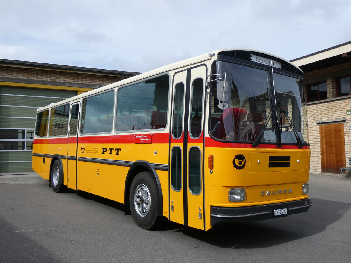 (261'892) - Oldtimer Garage, H�ri - ZH 69'470 - Saurer/R&J (ex Breu, Berneck; ex Matt, FL-Mauren Nr. 19; ex P 24'356) am 4. Mai 2024 in Attikon, Wegm�ller