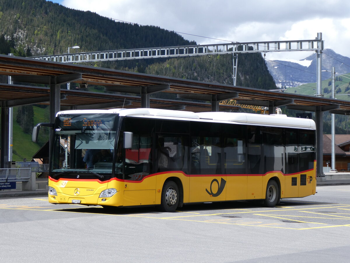 (262'460) - K�bli, Gstaad - BE 360'355/PID 11'857 - Mercedes (ex PostAuto Bern BE 538'988; ex PostAuto Bern BE 653'386) am 17. Mai 2024 beim Bahnhof Gstaad