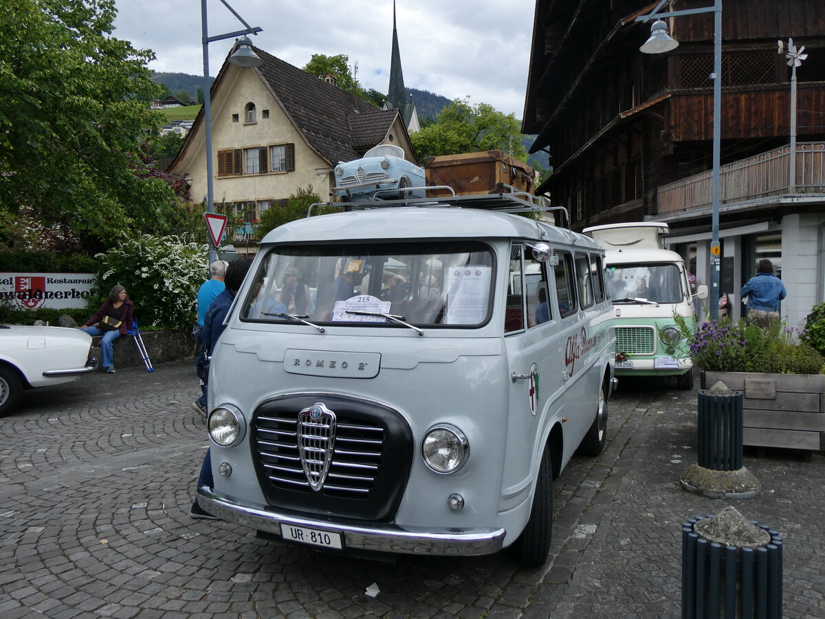 (262'706) - ??? - UR 810 - Alfa Romeo (ex Aguti, I-Rimini; ex Aguti, RSM-San Marino; ex Alfa Romeo, I-Milano) am 18. Mai 2024 in Sarnen, OiO