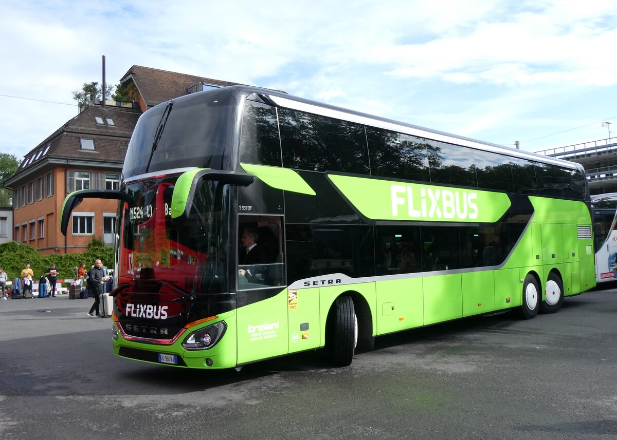 (262'911) - Aus Italien: Troiani, Roma - GK-966 VJ - Setra am 25. Mai 2024 in Z�rich, Sihlquai