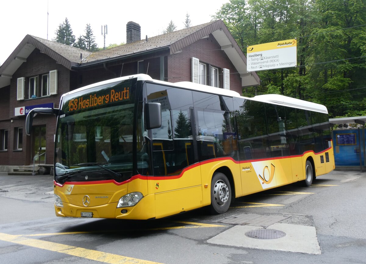 (263'206) - Fl�ck, Brienz - Nr. 5/BE 113'349/PID 10'859 - Mercedes am 28. Mai 2024 auf dem Br�nigpass