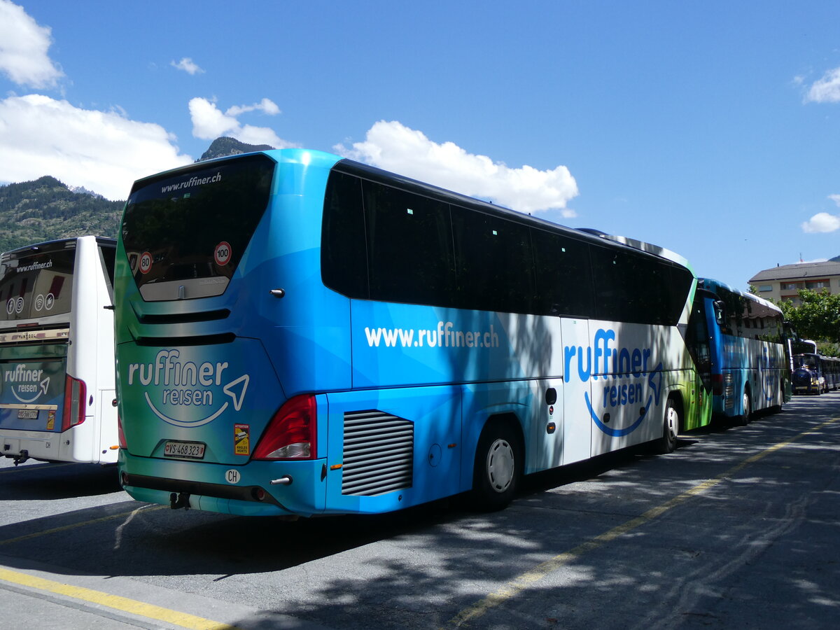 (263'976) - Ruffiner, Turtmann - VS 468'323 - Neoplan am 24. Juni 2024 in Brig, Postgarage