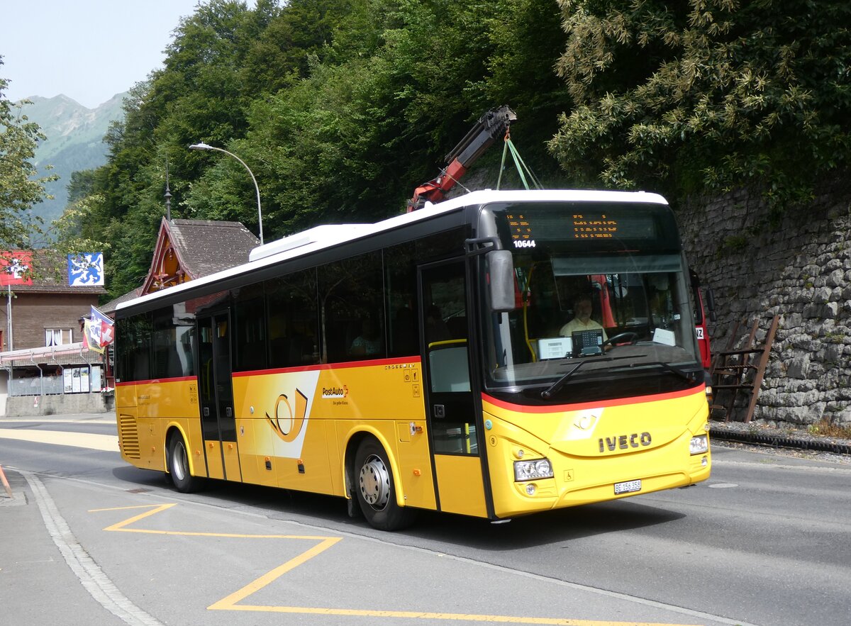 (264'087) - Fl�ck, Brienz - Nr. 9/BE 156'358/PID 10'644 - Iveco am 29. Juni 2024 beim Bahnhof Brienz