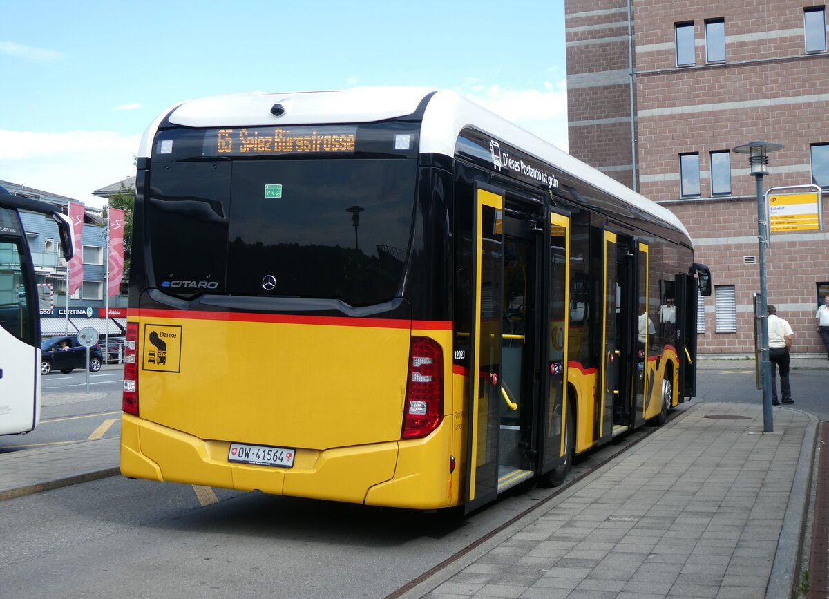 (265'060) - PostAuto Zentralschweiz (H�fliger) - OW 41'564/PID 12'023 - eMercedes am 27. Juli 2024 beim Bahnhof Spiez