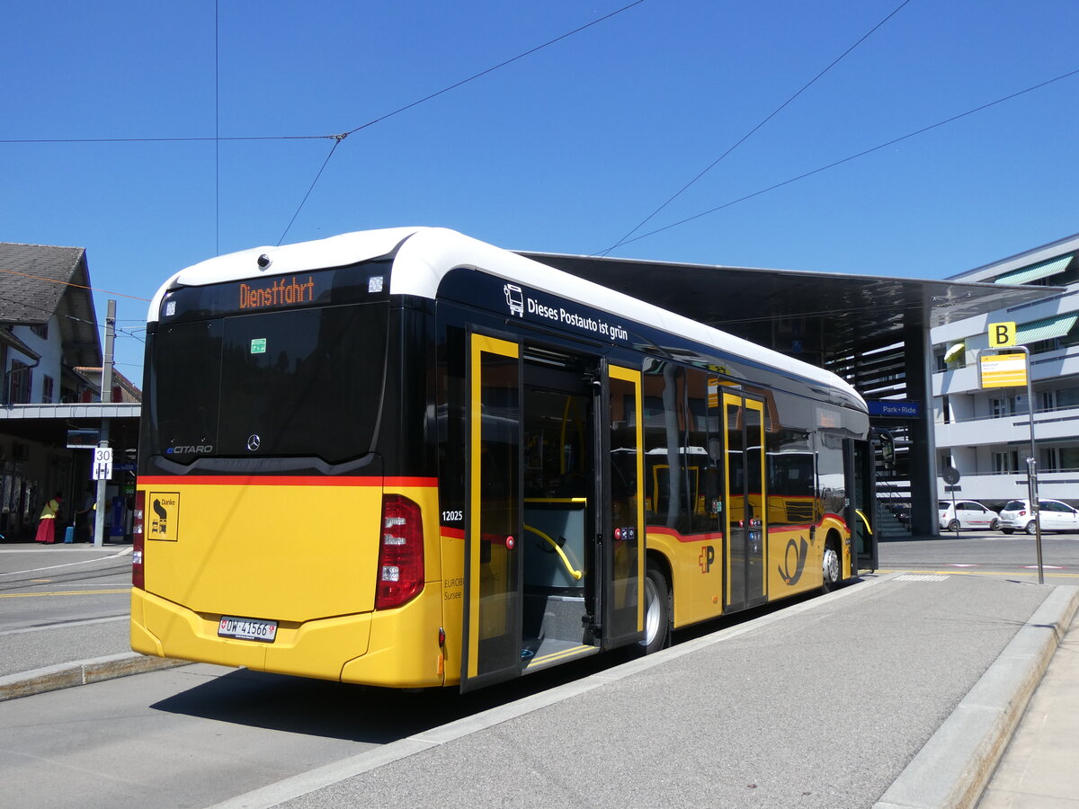 (265'240) - PostAuto Zentralschweiz (H�fliger) - OW 41'566/PID 12'025 - eMercedes am 29. Juli 2024 beim Bahnhof Worb Dorf