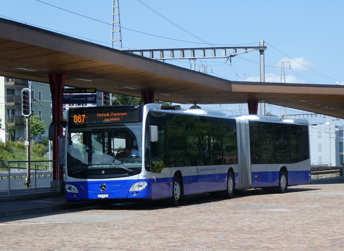 (265'655) - VZO Gr�ningen - Nr. 107/ZH 745'107 - Mercedes am 15. August 2024 beim Bahnhof Wetzikon