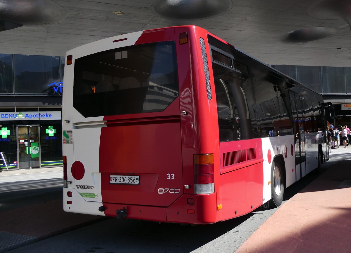 (265'700) - TPF Fribourg - Nr. 33/FR 300'356 - Volvo am 16. August 2024 beim Bahnhof Visp