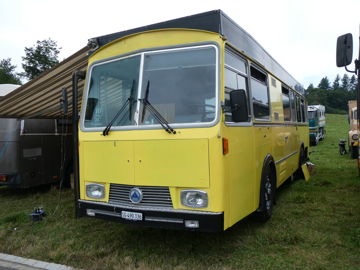 (265'791) - Grison, Ernetschwil - SG 490'336 - Saurer/T�scher (ex Vogt, Serneus Nr. 11; ex P 24'600) am 17. August 2024 in Neuhausen, Langriet