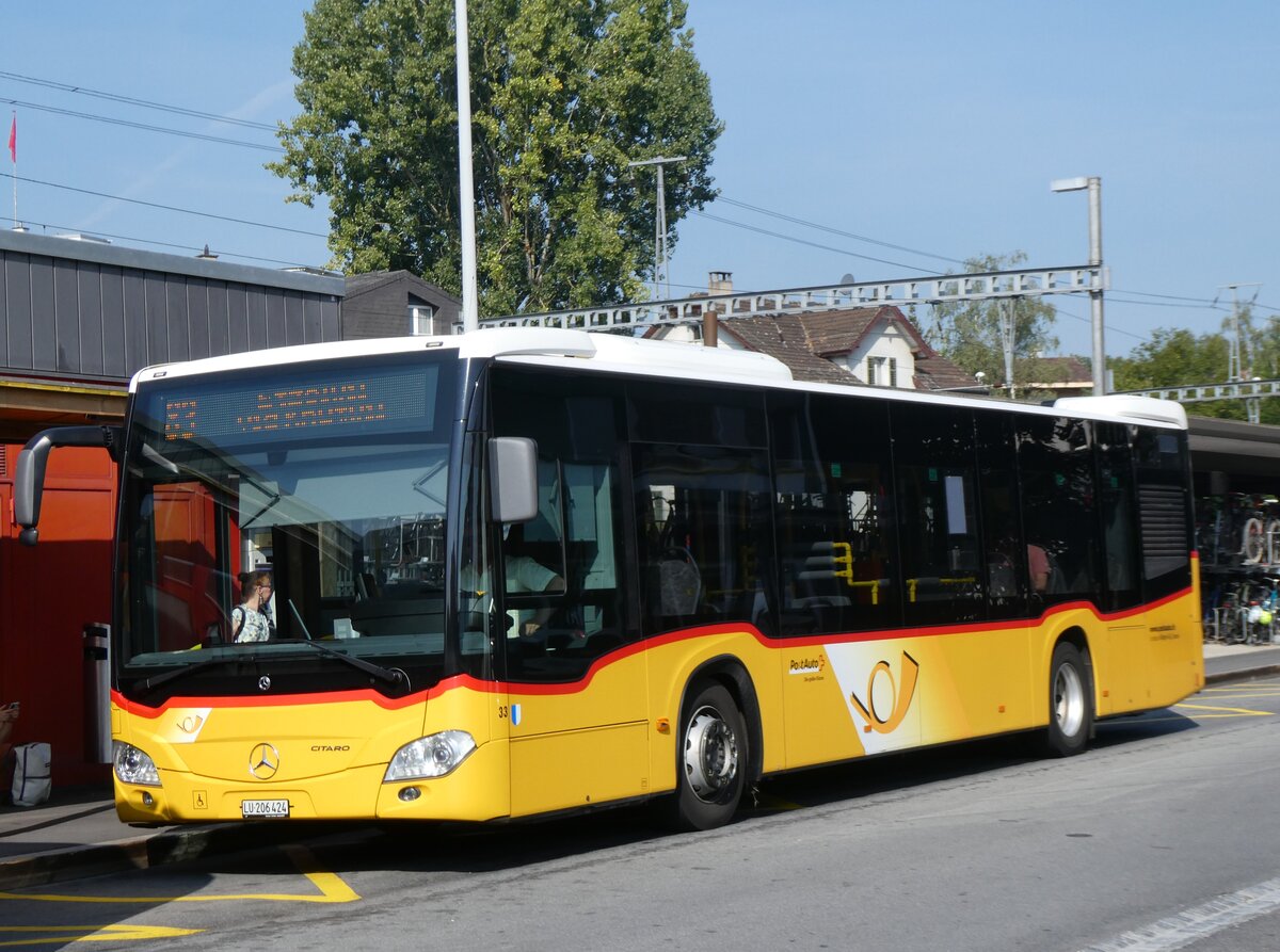 (266'325) - H�fliger, Sursee - Nr. 33/LU 206'424/PID 11'605 - Mercedes am 31. August 2024 beim Bahnhof Sursee