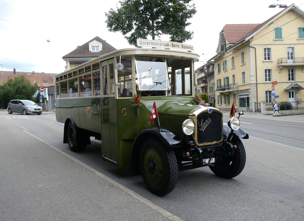 (267'014) - SVB Bern (Bernmobil historique) - Nr. 5/BE 29'005 - Saurer am 14. September 2024 in Bern, Bachm�tteli