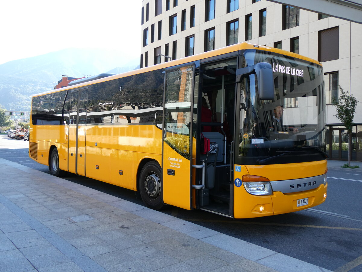 (267'273) - Coopalsa, Andorra la Vella - R1821 - Setra am 19. September 2024 in Andorra la Vella, Estaci� Nacional Autobusos