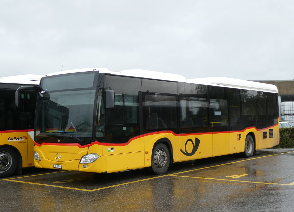 (267'639) - CarPostal Ouest - VD 2704/PID 10'527 - Mercedes (ex TPB, S�deilles) am 1. Oktober 2024 in Yverdon, Garage