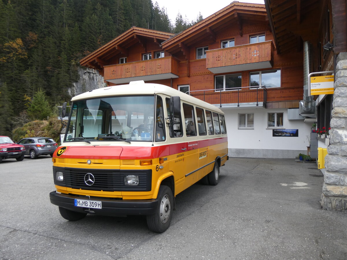 (268'073) - Aus Deutschland: Hahn, M�nchen - Nr. 6/M-MB 309H - Mercedes (ex M�ller, CH-Ennetmoos Nr. 6; ex Portenier, CH-Adelboden Nr. 6/PID 492; ex Geiger, CH-Adelboden Nr. 6) am 12. Oktober 2024 auf der Griesalp
