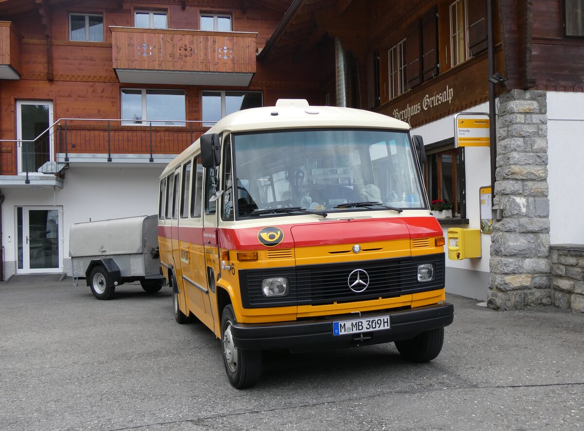 (268'076) - Aus Deutschland: Hahn, M�nchen - Nr. 6/M-MB 309H - Mercedes (ex M�ller, CH-Ennetmoos Nr. 6; ex Portenier, CH-Adelboden Nr. 6/PID 492; ex Geiger, CH-Adelboden Nr. 6) am 12. Oktober 2024 auf der Griesalp