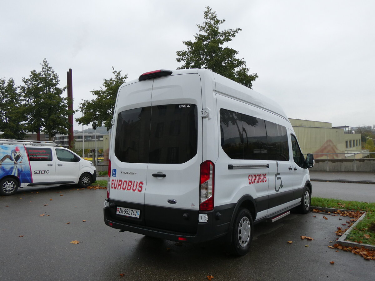 (268'326) - Welti-Furrer, Bassersdorf - Nr. EWS 47/ZH 952'747 - Ford am 20. Oktober 2024 beim Bahnhof Winterthur W�lflingen