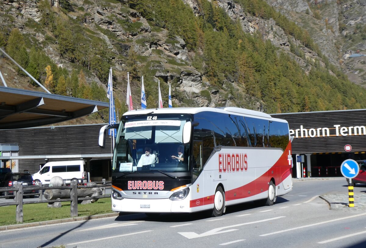 (268'341) - ARAG Ruswil - Nr. 48/LU 288'539 - Setra am 21. Oktober 2024 beim Bahnhof T�sch
