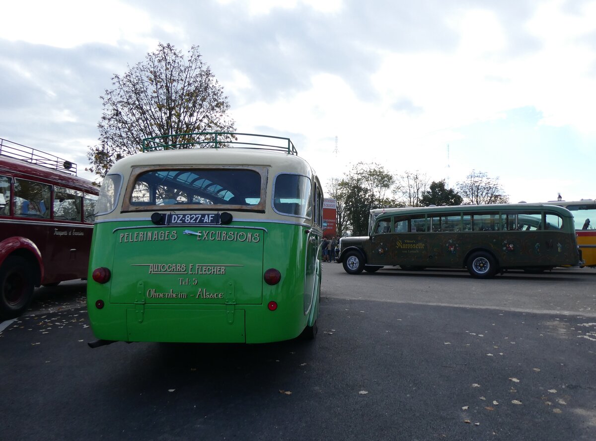 (268'745) - Flecher, Ohnenheim - DZ 827 AF - Saurer/Gangloff Colmar (ex Josy Tourisme, Russ; ex Astra Voyages, Strasbourg; ex Wagner, Cleebourg; ex Astra Voyages, Strasbourg) am 27. Oktober 2024 in Kintzheim, Cigoland