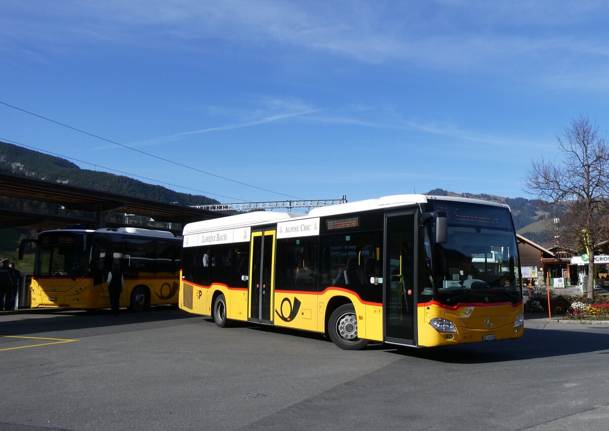 (268'976) - K�bli, Gstaad - BE 360'355/PID 11'857 - Mercedes (ex PostAuto Bern BE 538'988; ex PostAuto Bern BE 653'386) am 7. November 2024 beim Bahnhof Gstaad