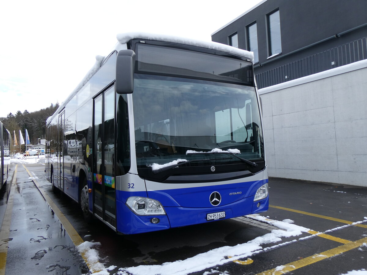 (269'362) - VZO Gr�ningen - Nr. 32/ZH 953'632 - Mercedes am 23. November 2024 in Winterthur, Daimler Buses