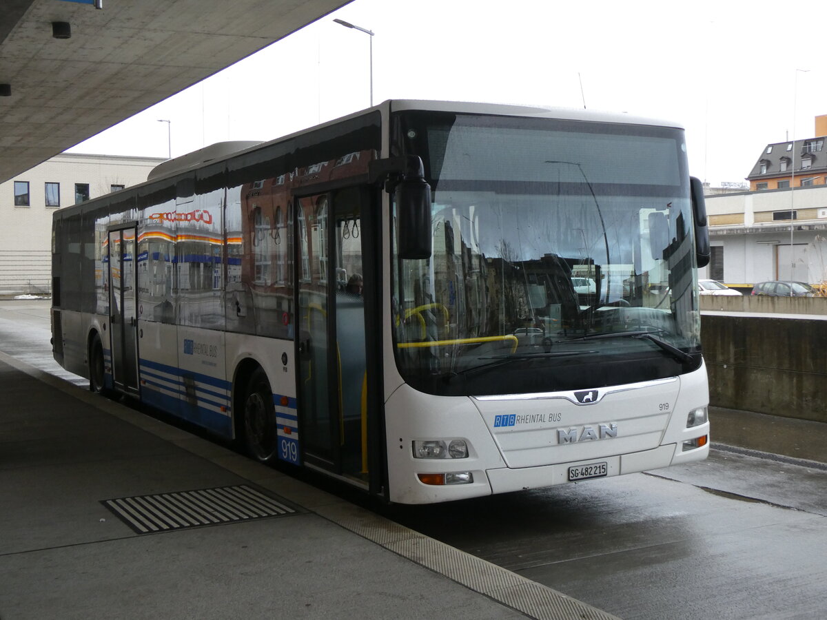 (269'418) - RTB Altst�tten - Nr. 919/SG 482'215 - MAN (ex StadtBUS, Frauenfeld Nr. 919; ex RTB Altst�tten Nr. 919; ex PostBus/A BD 15'352) am 28. November 2024 in Arbon, Bushof