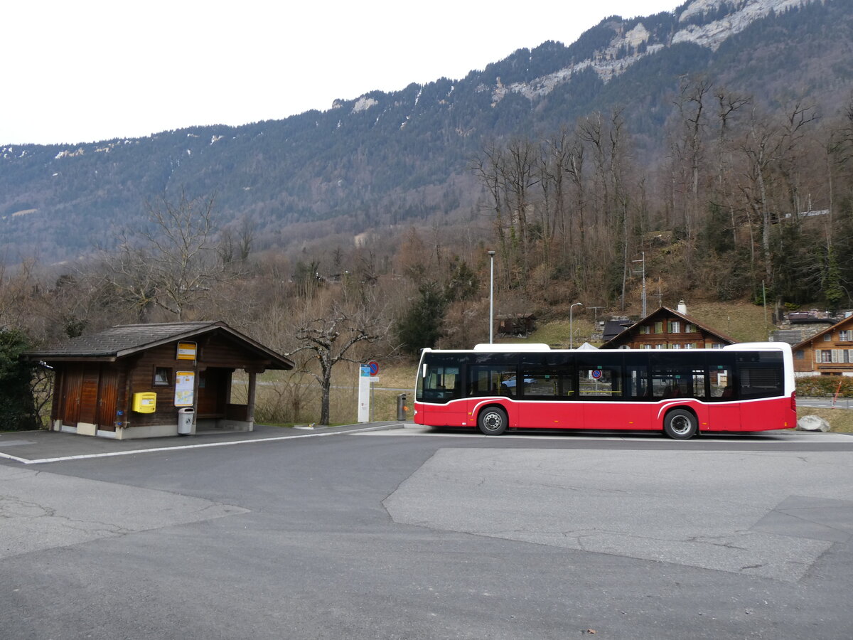 (271'847) - PostAuto Bern - BE 640'277/PID 12'318 - Mercedes (ex Wiener Linien, A-Wien Nr. 8158) am 11. Februar 2025 in Ringgenberg, S�ge