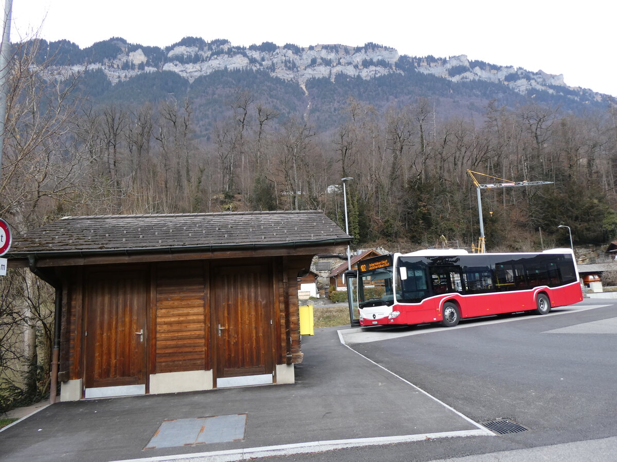 (271'848) - PostAuto Bern - BE 640'277/PID 12'318 - Mercedes (ex Wiener Linien, A-Wien Nr. 8158) am 11. Februar 2025 in Ringgenberg, S�ge