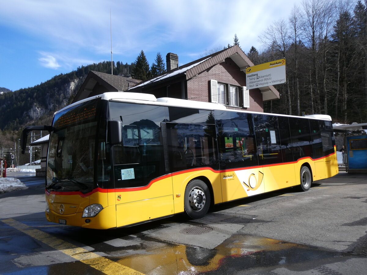 (272'311) - Fl�ck, Brienz - Nr. 7/BE 623'971/PID 11'527 - Mercedes am 21. Februar 2025 auf dem Br�nigpass